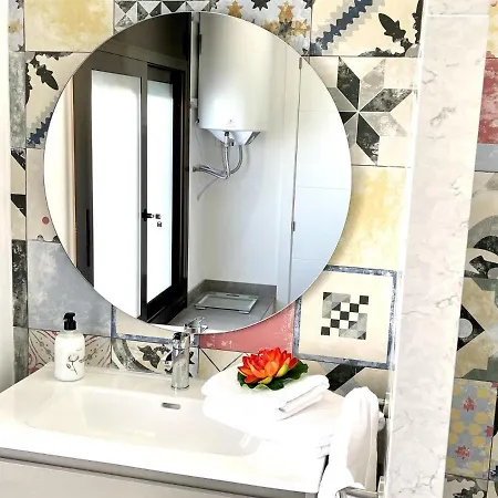 Apartbeach Mimosas Deluxe Climatizado Vistas Playa * Miami Platja (Miami Playa)